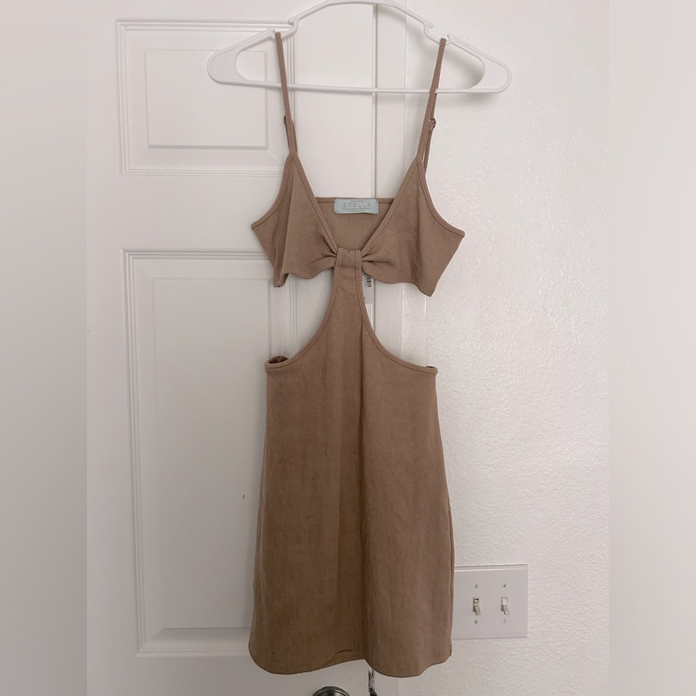 Stella Laguna Beach ribbed dress Size M light brown NWT